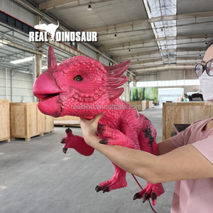 Marioneta de Mano de Dinosaurio Bebé Animatrónico Realista para Uso en Interiores/Exteriores en Parques de Aventuras y Centros Comerciales - Product Image 3