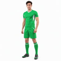 Ensemble d'uniformes de football personnalisés, maillot de football à manches courtes en polyester respirant et short, tenue de match d'équipe