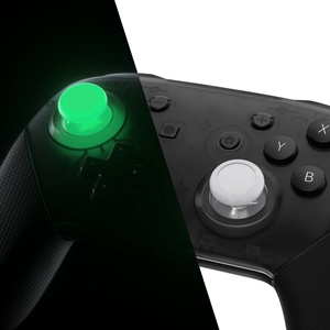 EXtremeRate Glow in Dark - Manettes analogiques vertes qui brillent dans le noir, remplacement des joysticks 3D pour la manette Nintendo Switch Pro - Product Image 3