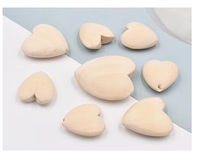 Pendentif coeur d'amour en bois artisanat de planche artisanale