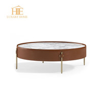 Fauteuil de haute qualité Fauteuil de luxe moderne avec base en laiton martelé poli pour canapé de salon