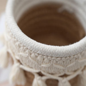 Cesta de Almacenamiento Pequeña de Macramé, Mini Organizador Tejido con Cuerda de Algodón para Papelería, Brochas de Maquillaje, Contenedor Decorativo con Borlas para Oficina - Product Image 6