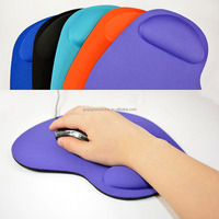 Tapis de souris en silicone personnalisé avec logo, coussin de souris imperméable avec support pour le poignet pour une utilisation au bureau