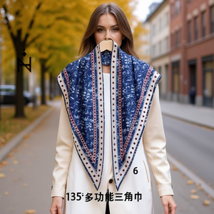 Pañuelo triangular multifuncional de 135x60 cm, accesorio de moda para mujer - Product Image 2