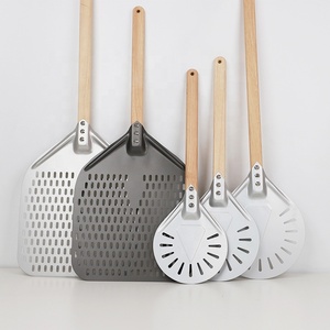 Outil de cuisson commercial de haute qualité <span class=keywords><strong>12</strong></span> 14 <span class=keywords><strong>pouces</strong></span> en aluminium noir <span class=keywords><strong>Pizza</strong></span> Peel perforé carré gâteau <span class=keywords><strong>Pizza</strong></span> four <span class=keywords><strong>pelle</strong></span> - Product Image 6