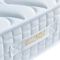 Matelas hybride à ressorts ensachés souples avec gel rafraîchissant et mousse ondulée, emballé en rouleau, usine OEM