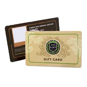 फैक्टरी आउटलेट मानक क्रेडिट कार्ड के आकार के प्लास्टिक मुद्रण पीवीसी कार्ड के साथ चिपकने वाला स्टीकर