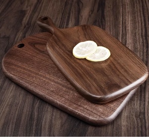 우아한 남미산 월넛 조각 원목 도마 직사각형 43x28x2cm 2.0cm 두께 재활용 가능 맞춤 로고 - Product Image 4