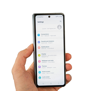 Teléfono Inteligente Desbloqueado 100% Original Z Fold4 256GB 5G Octa Core LTE [Cámara de 50MP] [7.6 Pulgadas] Plegable Calidad Alemana - Product Image 5