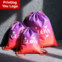 Sac à dos personnalisé à bas prix avec logo, imperméable, tendance, pour usage quotidien, en polyester vert, avec cordon de serrage, vente en gros