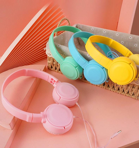 Casque filaire supra-auriculaire coloré avec son stéréo dynamique, commandes intégrées, en plastique, pour musique et jeux sur téléphone portable - Product Image 6