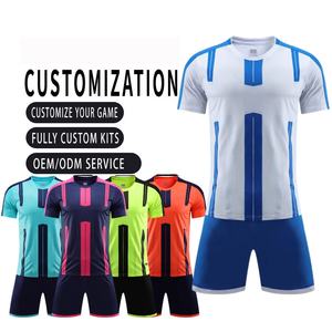 Prix de gros pour des ensembles de maillots de football personnalisés, impression intégrale couleur sur toute la surface, ensemble de maillots de football personnalisés pour équipe - Product Image 1