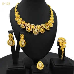 New Fashion Flower Full Diamond 24k Gold Middle East Dubai Jewelry Set Necklaces Earrings Bracelets Rings Bridal Jewelry Set