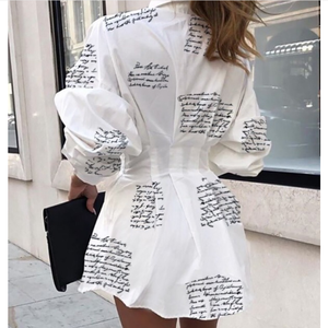 Camicetta da spiaggia Sexy da <span class=keywords><strong>donna</strong></span> alla moda con scollo a V a maniche lunghe camicie da spiaggia con lettere Casual stampate top <span class=keywords><strong>Slim</strong></span> Fit abito taglie forti - Product Image 4