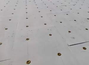 Membrana impermeável resistente UV do telhado 60mil 100ft TPO da isolação térmica para o telhado de madeira concreto do cimento do metal liso