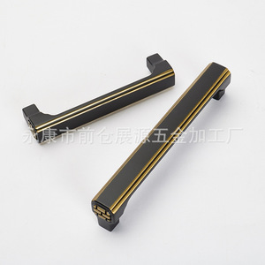 Manija de Gabinete de Aleación de Zinc, Diseño Moderno en Negro y Dorado, Herraje Duradero para Muebles, Serie 2962 - Product Image 1