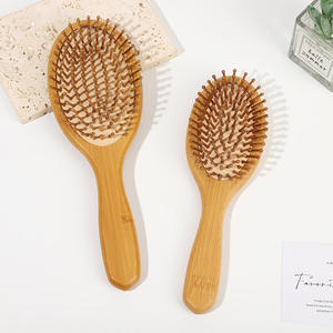 Cepillo de pelo de bambú de madera para masaje desenredante cuadrado y ovalado Natural grande para mujer - Product Image 3