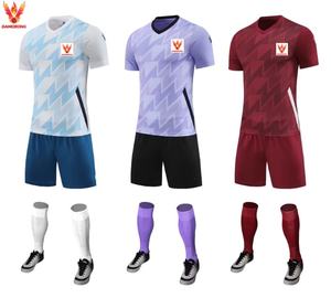 Envío Gratis, Venta al Por Mayor de Fábrica, Uniformes de Fútbol Unisex de Invierno, Ropa Deportiva con Cuello Alto, 100% Poliéster Transpirable, Manga Corta - Product Image 1