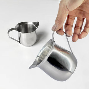 Outils de <span class=keywords><strong>Barista</strong></span> professionnels pichet à <span class=keywords><strong>lait</strong></span> Latte Art café pichet à <span class=keywords><strong>lait</strong></span> pichet pichet à <span class=keywords><strong>lait</strong></span> en acier inoxydable avec poignée - Product Image 3