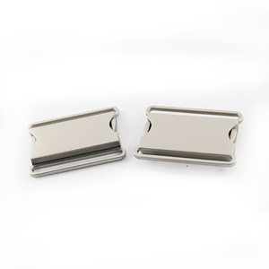 Hebilla de liberación lateral de aleación de zinc de 45 mm, color plateado mate, para bolsos, accesorio de hardware duradero y resistente al desgaste - Product Image 1