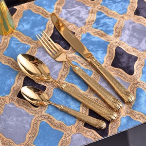 Ensemble de couverts de luxe en acier inoxydable 304 de style européen, personnalisé, très vendu, pour cadeaux d'affaires, finition poli miroir doré et argenté - Product Image 5