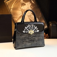 Sac à main de luxe en cuir PU à motif crocodile pour femme, sac fourre-tout orné de strass et de cristaux, élégant et de créateur, idéal pour le bureau