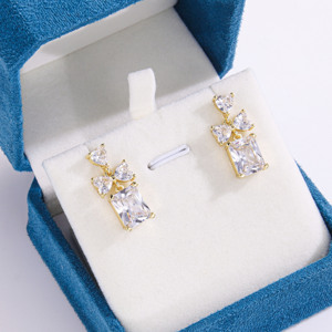 CM takı pirinç zirkon 14K altın kaplama küpe Aretes De Oro Laminado kadınlar moda küpe bırak saplama küpe papyon kalp - Product Image 5