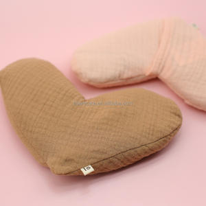 Prix de gros Marque privée Oreiller pour les yeux pondéré en forme de cœur Personnalisé Coton Lin Lavande Intérieur pour Yoga Méditation - Product Image 2