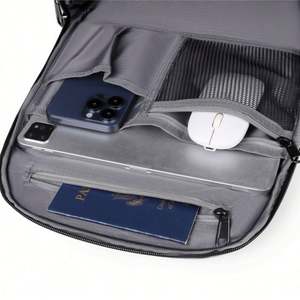 Mochila Oxford de Piel de Avestruz Multifuncional 1680D Negra Unisex, con Múltiples Bolsillos, Puerto USB, para Viajes, Portátil, Moda, Estilo Vintage, Urbana y de Negocios - Product Image 5