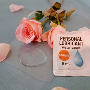 Campione Gratuito Gel Lubrificante Intimo Naturale Profumo di <span class=keywords><strong>Aloe</strong></span> in Bustina 5ml Lubrificante Anale a Base d'Acqua per Adulti - Product Image 3