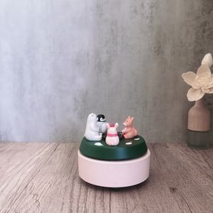 Caja de música de madera para hoguera de animales bonitos siempre brillantes, artesanías musicales de cuerda manual para regalo de cumpleaños de escritorio para niños con canción - Product Image 3