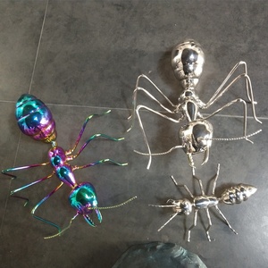 Escultura <span class=keywords><strong>de</strong></span> hormiga recubierta <span class=keywords><strong>de</strong></span> <span class=keywords><strong>Ti</strong></span> <span class=keywords><strong>de</strong></span> jardín <span class=keywords><strong>de</strong></span> Metal moderno para decoraciones - Product Image 3