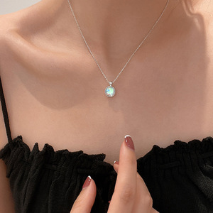 Round Aurora Necklace Moonstone Clavicle Chain Stainless Steel Everyday Wearing Simple Elegant Summer Style - Product Image 4