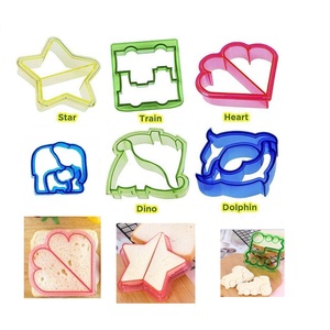 12cm diverses formes en plastique Sandwich Maker et Cutter moule maison <span class=keywords><strong>ustensile</strong></span> <span class=keywords><strong>pour</strong></span> faire <span class=keywords><strong>voiture</strong></span> papillon chien en forme de coeur pain - Product Image 3