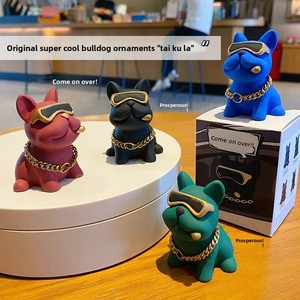 Estatua de <span class=keywords><strong>Bulldog</strong></span> de Resina, Decoración Moderna para el Hogar o la Oficina, Figura de Perro con Gafas de Sol, Adorno para Coche, Regalo para Amantes de los Perros, Venta al Por Mayor - Product Image 1