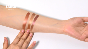 ظلال عيون جديدة بـ 8 ألوان عالية الجودة بعلامة تجارية خاصة، مخصصة بشعار خاص، مقاومة للماء، طويلة الأمد، نباتية وخالية من القسوة، بودرة لامعة - Product Image 5