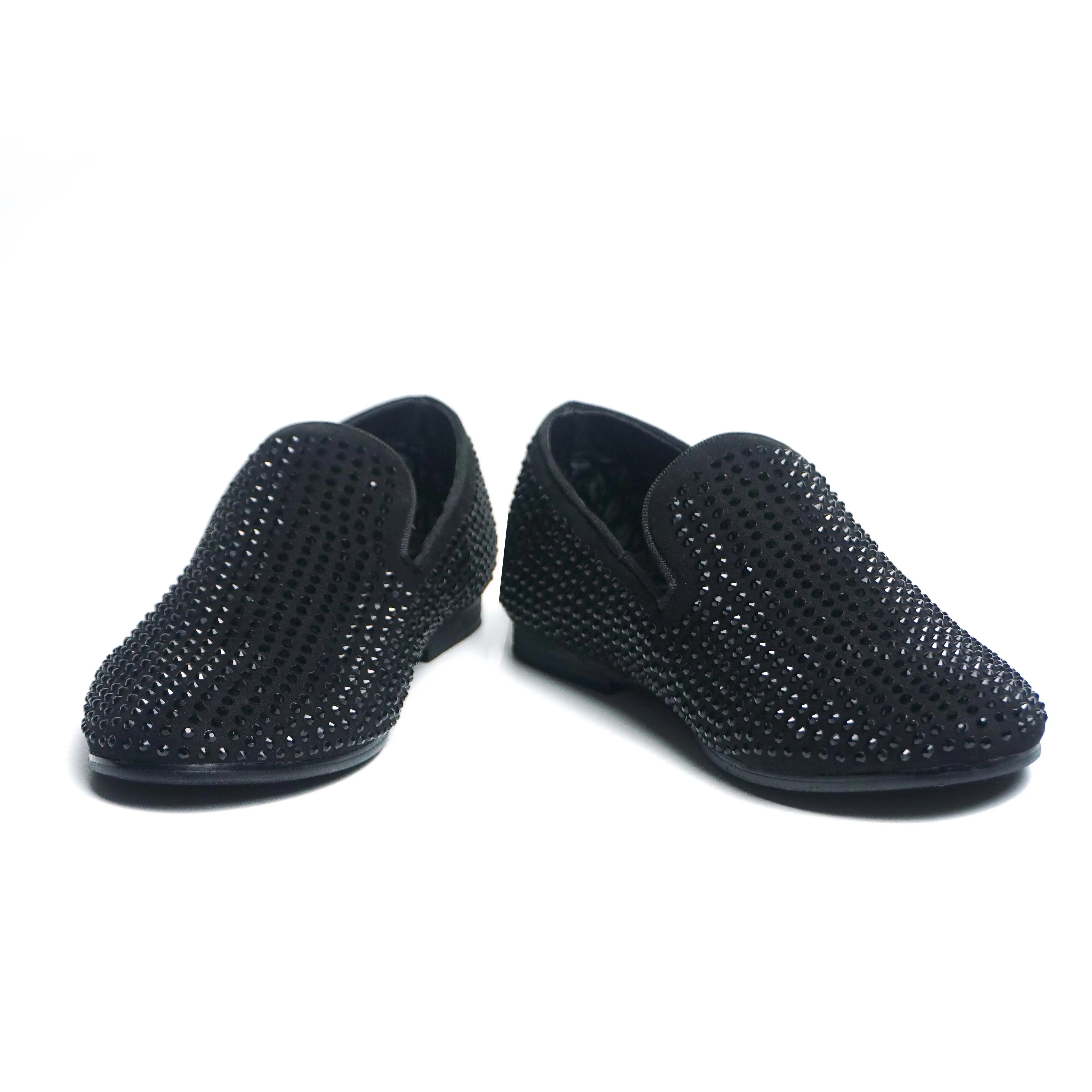 Scarpe sportive per bambini di vendita calda nuovo stile traspirante leggero Slip-on all'aperto comode scarpe Casual per bambini
