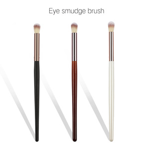 Soft Blending Eyeshadow Brush Tri Color Nylon Bristles Wooden Handle <b>Eye</b> Detail Concealer Tool - Product Image 2