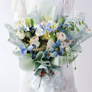 Papel de Embalaje Floral Impermeable de PE Mate con Diseño de Flor de Iris, 56x56cm, para Floristería, Día de San Valentín, Día de la Madre - Product Image 6