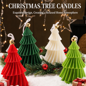 Bougie parfumée en forme de sapin de Noël coloré avec un ornement suspendu en forme de cloche pour la décoration festive de la maison et les fournitures cadeaux - Product Image 1