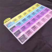 1 boîte de rangement hebdomadaire pour pilules, 4 rangées, 28 compartiments, pour 7 jours, organiseur de médicaments