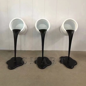 Escultura de Fibra de Vidrio Personalizada para Exteriores, Estatua de Cubo de Pintura Volteado a <span class=keywords><strong>la</strong></span> Cabeza de Tamaño Real, Pintada a Mano para Jardín - Product Image 4