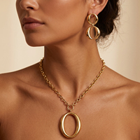 Collier Pendentif Ovale Géométrique Creux Minimaliste Étanche CLIORO et Ensemble de Boucles d'Oreilles Ovales Entrelacées pour Femme