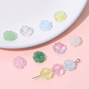 Nouvelles Perles en Verre Cristal Mini Trèfle Innovantes et Modernes 2025, Accessoires DIY, Perles Acryliques en Vrac à Trou Droit de 10mm - Product Image 3