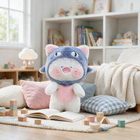 Peluche personnalisée chat requin mignon avec logo brodé, fabricant de peluches sur mesure, vente en gros d'animaux en peluche doux pour enfants