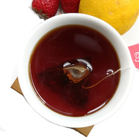 Campuran Teh Rooibos Cokelat Bebas Kafein dengan Biji Kakao Asli dan Teh Rooibos Anggur Manis dalam Kantong Teh