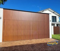LONG TAI Eficiencia energética Automática Seccional Grano de madera Rejilla Puerta de garaje Villa Rejilla de aluminio Listones Puertas de garaje