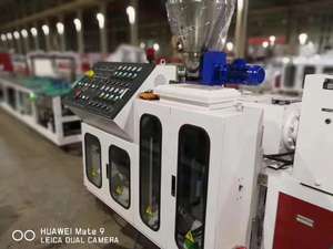 Machine d'extrusion de plastique <span class=keywords><strong>Jwell</strong></span> pour panneaux de porte creux en PVC/WPC / Machine de production de panneaux de porte en WPC - Product Image 2