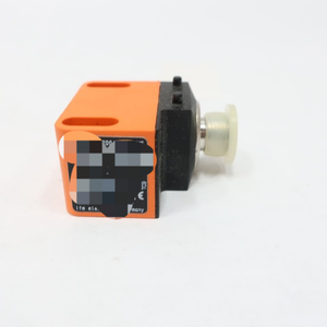 Nieuwe Ifc239-naderingsschakelaarsensor voor gratis verzending Nieuwe originele kant-en-klare voorraad Industriële automatisering Pac Dedicated Plc <span class=keywords><strong>Pro</strong></span> - Product Image 1