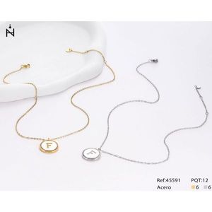 Collar con Colgante de Diamante en Forma de Letra F, Cadena de 2 cm, Acero en Tono Dorado y Plateado - Product Image 3